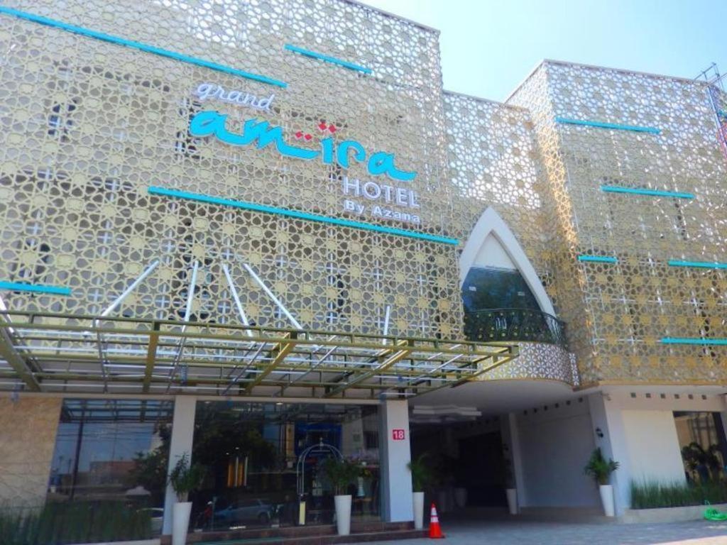 Grand Amira Hotel Solo, Azana Hotels Collection Exteriör bild