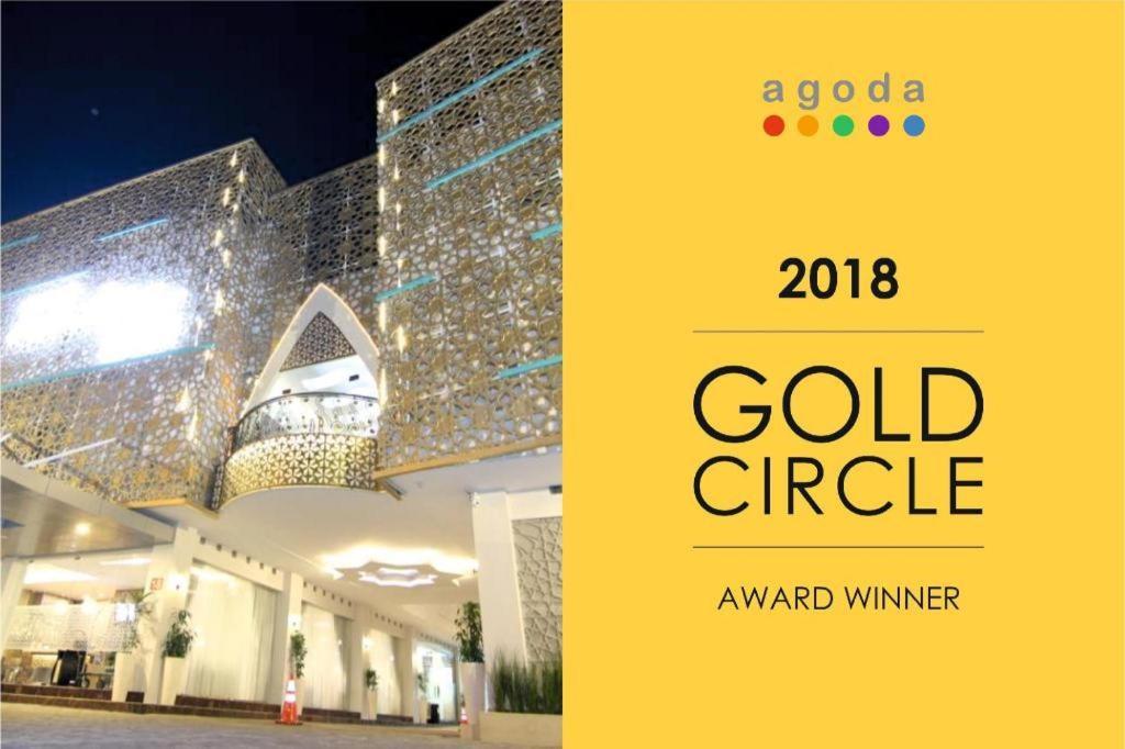 Grand Amira Hotel Solo, Azana Hotels Collection Exteriör bild